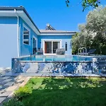 2 Bedroom With Private Pool