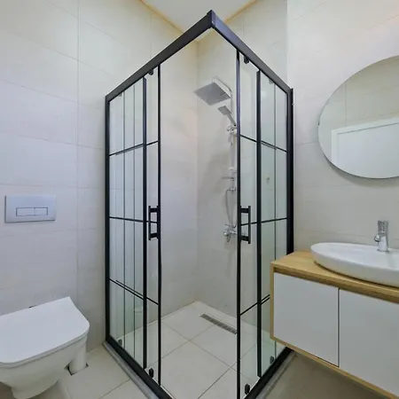 2 Bedroom With Private Pool *