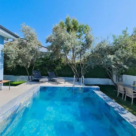 2 Bedroom With Private Pool