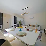 2 Bedroom With Private Pool فيلة